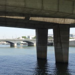 Les piliers soutenant le pont National