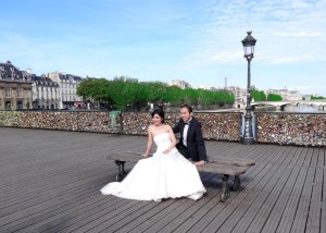 pont des arts mariage bridge of love in the mood for love cadenas padlock