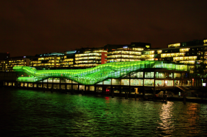 Le musée d'art ludique est situé dans la Cité de la mode et du design le long du quai d'Austerlitz